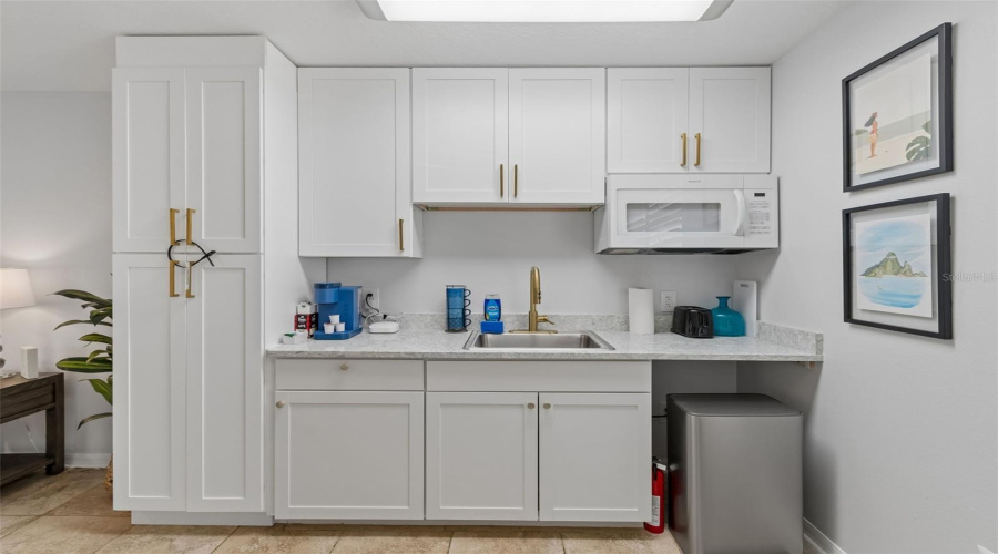 DAVENPORT, Florida 33897, 4 Bedrooms Bedrooms, ,3 BathroomsBathrooms,Residential,For Sale,CARIBBEAN,0,MFRO6417596