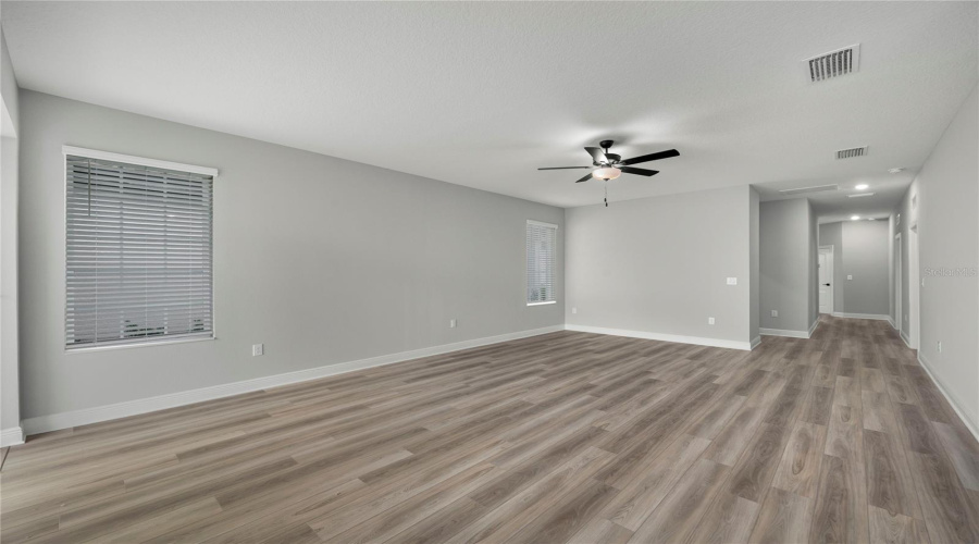 KISSIMMEE, Florida 34747, 3 Bedrooms Bedrooms, ,2 BathroomsBathrooms,Residential,For Sale,MARLOW,0,MFRTB8520033