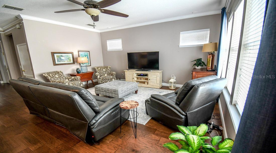 CELEBRATION, Florida 34747, 6 Bedrooms Bedrooms, ,4 BathroomsBathrooms,Residential,For Sale,WATERSIDE,0,MFRO6413869