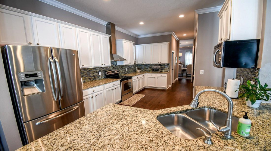 CELEBRATION, Florida 34747, 6 Bedrooms Bedrooms, ,4 BathroomsBathrooms,Residential,For Sale,WATERSIDE,0,MFRO6413869