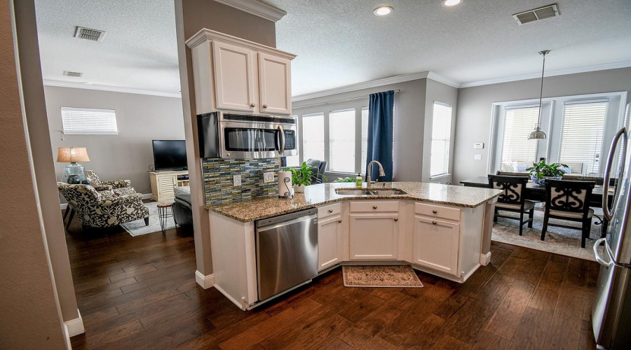 CELEBRATION, Florida 34747, 6 Bedrooms Bedrooms, ,4 BathroomsBathrooms,Residential,For Sale,WATERSIDE,0,MFRO6413869