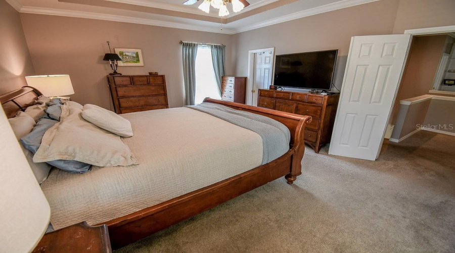 CELEBRATION, Florida 34747, 6 Bedrooms Bedrooms, ,4 BathroomsBathrooms,Residential,For Sale,WATERSIDE,0,MFRO6413869