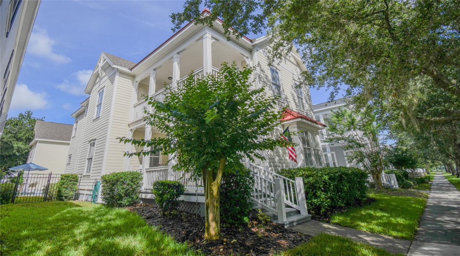 CELEBRATION, Florida 34747, 6 Bedrooms Bedrooms, ,4 BathroomsBathrooms,Residential,For Sale,WATERSIDE,0,MFRO6413869