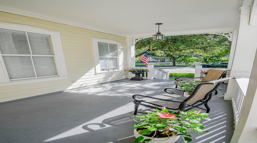 CELEBRATION, Florida 34747, 6 Bedrooms Bedrooms, ,4 BathroomsBathrooms,Residential,For Sale,WATERSIDE,0,MFRO6413869