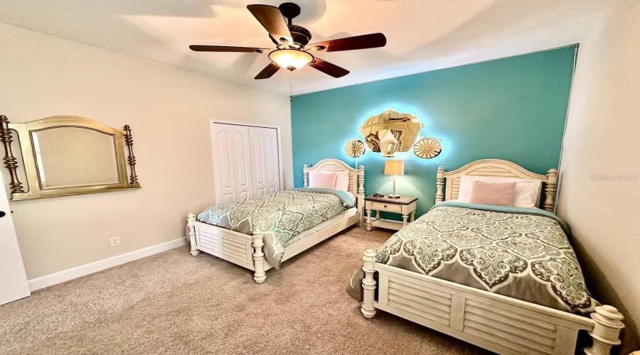 6* Bedroom - 1* Floor