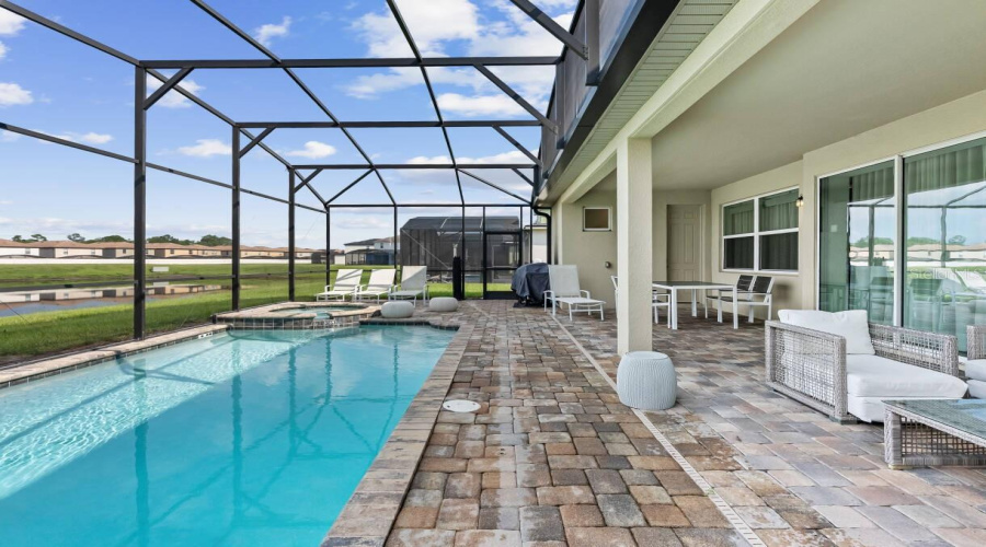KISSIMMEE, Florida 34747, 9 Bedrooms Bedrooms, ,6 BathroomsBathrooms,Residential,For Sale,FLEMING MIST,0,MFRO6417067