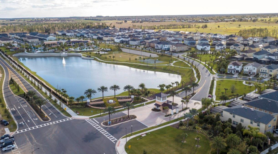 KISSIMMEE, Florida 34747, 9 Bedrooms Bedrooms, ,6 BathroomsBathrooms,Residential,For Sale,FLEMING MIST,0,MFRO6417067
