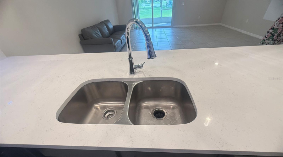 KISSIMMEE, Florida 34746, 3 Bedrooms Bedrooms, ,2 BathroomsBathrooms,Residential,For Sale,CORAL CASTLE,0,MFRS5152027