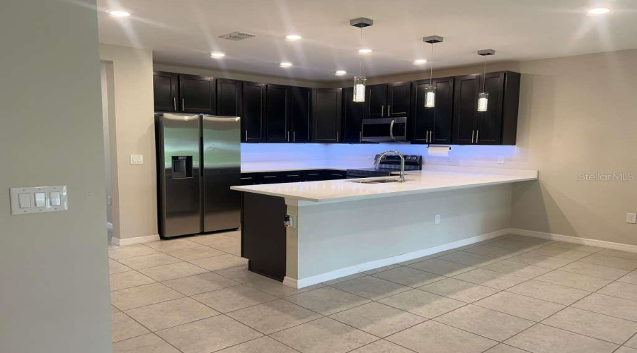 KISSIMMEE, Florida 34746, 3 Bedrooms Bedrooms, ,2 BathroomsBathrooms,Residential,For Sale,CORAL CASTLE,0,MFRS5152027