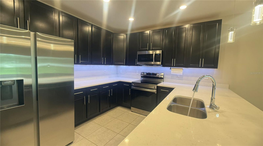 KISSIMMEE, Florida 34746, 3 Bedrooms Bedrooms, ,2 BathroomsBathrooms,Residential,For Sale,CORAL CASTLE,0,MFRS5152027