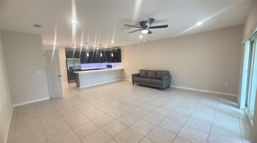 KISSIMMEE, Florida 34746, 3 Bedrooms Bedrooms, ,2 BathroomsBathrooms,Residential,For Sale,CORAL CASTLE,0,MFRS5152027