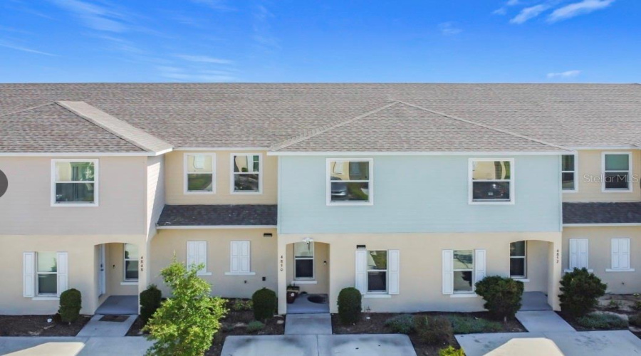 KISSIMMEE, Florida 34746, 3 Bedrooms Bedrooms, ,2 BathroomsBathrooms,Residential,For Sale,CORAL CASTLE,0,MFRS5152027