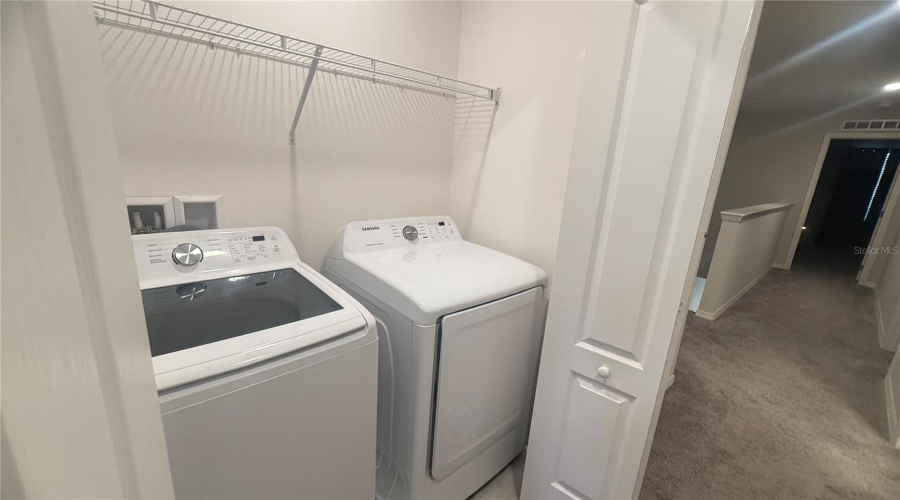 KISSIMMEE, Florida 34746, 3 Bedrooms Bedrooms, ,2 BathroomsBathrooms,Residential,For Sale,CORAL CASTLE,0,MFRS5152027