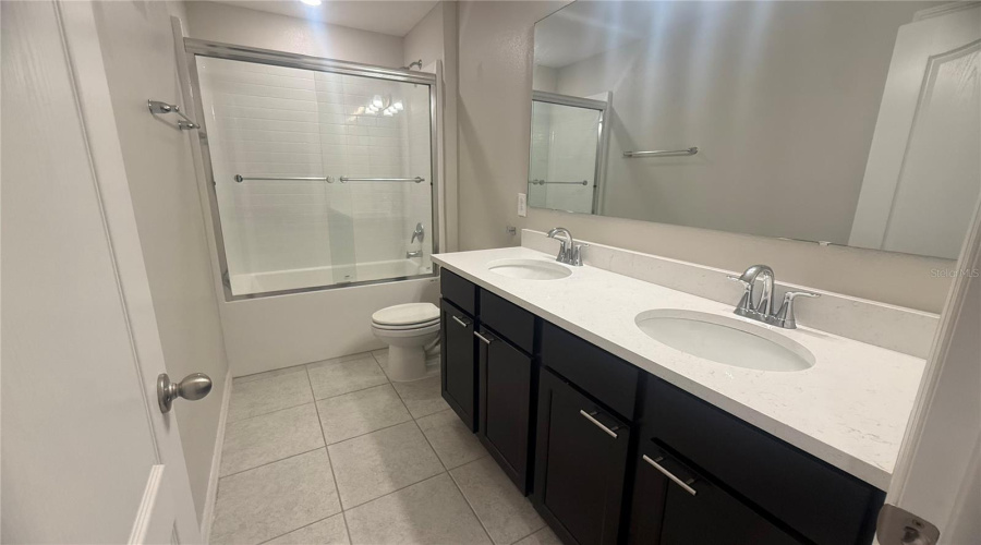 KISSIMMEE, Florida 34746, 3 Bedrooms Bedrooms, ,2 BathroomsBathrooms,Residential,For Sale,CORAL CASTLE,0,MFRS5152027