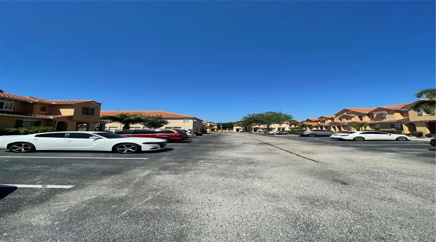 KISSIMMEE, Florida 34746, 3 Bedrooms Bedrooms, ,3 BathroomsBathrooms,Residential,For Sale,PARADISE CAY,0,MFRO6416889