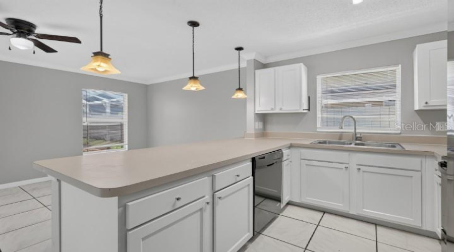KISSIMMEE, Florida 34746, 5 Bedrooms Bedrooms, ,3 BathroomsBathrooms,Residential,For Sale,HAMLET,0,MFRO6417624