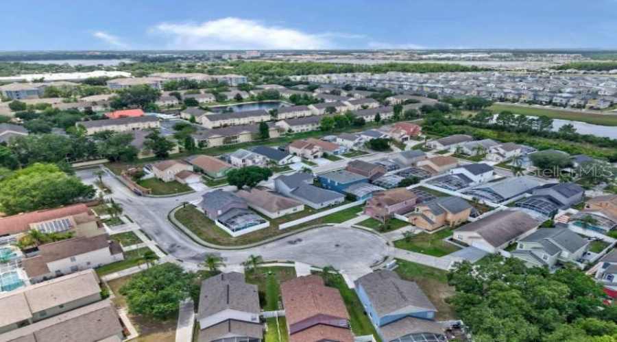 KISSIMMEE, Florida 34746, 5 Bedrooms Bedrooms, ,3 BathroomsBathrooms,Residential,For Sale,HAMLET,0,MFRO6417624