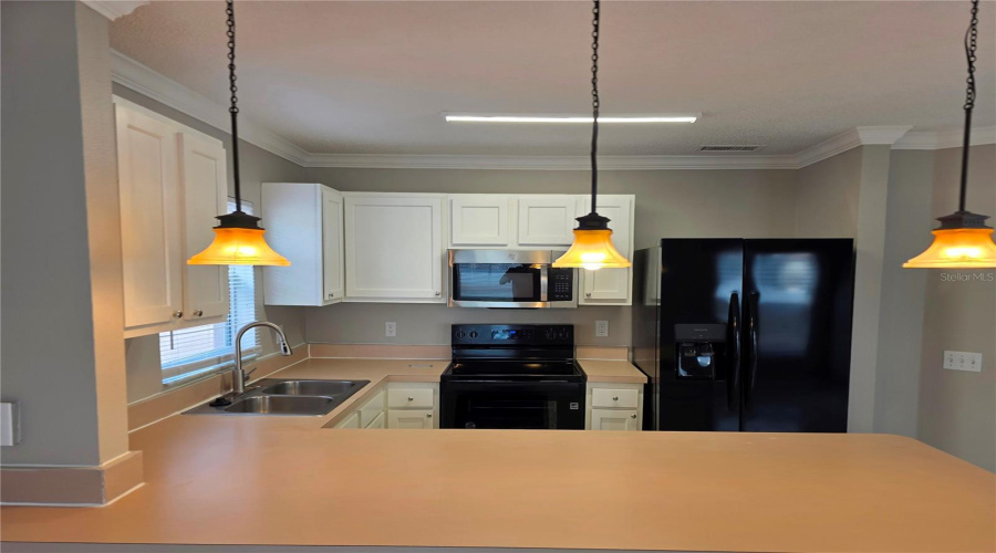 KISSIMMEE, Florida 34746, 5 Bedrooms Bedrooms, ,3 BathroomsBathrooms,Residential,For Sale,HAMLET,0,MFRO6417624