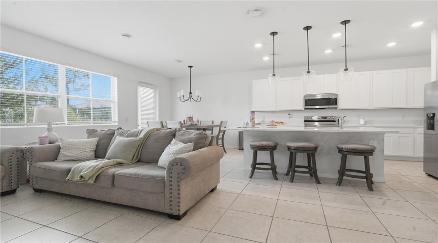 DAVENPORT, Florida 33896, 3 Bedrooms Bedrooms, ,2 BathroomsBathrooms,Residential,For Sale,LONGBOAT,0,MFRS5152067