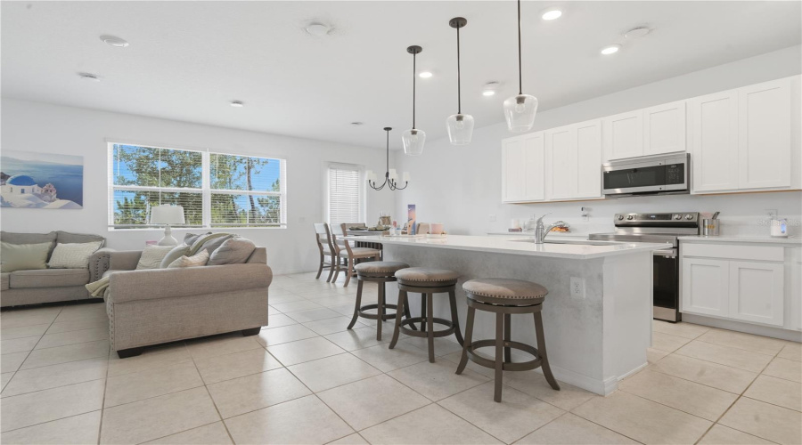 DAVENPORT, Florida 33896, 3 Bedrooms Bedrooms, ,2 BathroomsBathrooms,Residential,For Sale,LONGBOAT,0,MFRS5152067