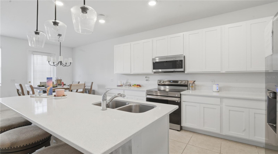 DAVENPORT, Florida 33896, 3 Bedrooms Bedrooms, ,2 BathroomsBathrooms,Residential,For Sale,LONGBOAT,0,MFRS5152067