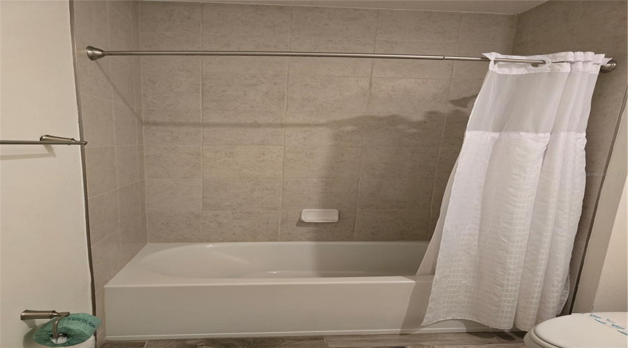 2nd Bathroom 2nd floor