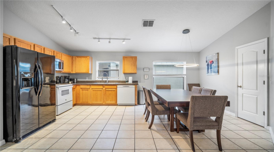 DAVENPORT, Florida 33896, 4 Bedrooms Bedrooms, ,3 BathroomsBathrooms,Residential,For Sale,SUNDOWN,0,MFRTB8518857