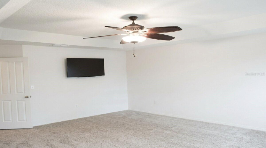 ORLANDO, Florida 32836, 4 Bedrooms Bedrooms, ,2 BathroomsBathrooms,Residential,For Sale,VERRAZANO,0,MFRO6289632