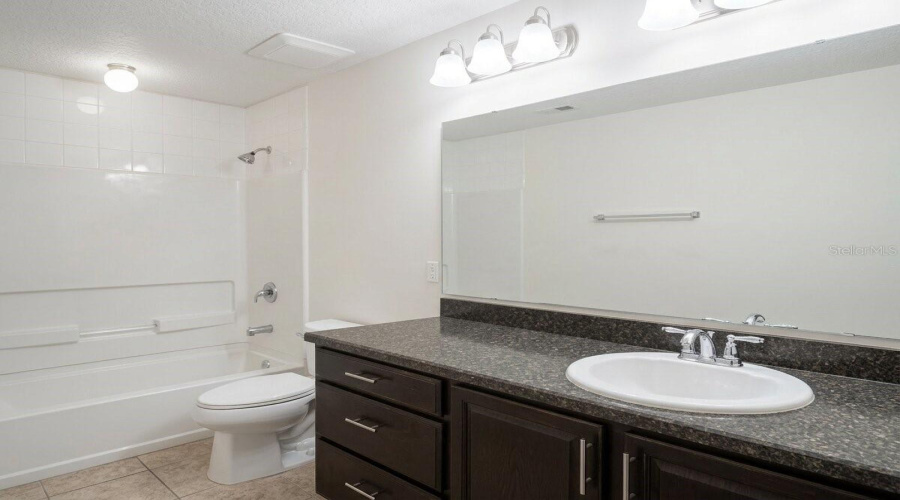 ORLANDO, Florida 32836, 4 Bedrooms Bedrooms, ,2 BathroomsBathrooms,Residential,For Sale,VERRAZANO,0,MFRO6289632