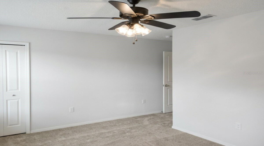 ORLANDO, Florida 32836, 4 Bedrooms Bedrooms, ,2 BathroomsBathrooms,Residential,For Sale,VERRAZANO,0,MFRO6289632