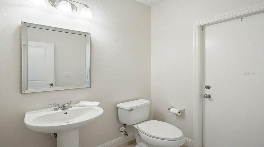 ORLANDO, Florida 32836, 4 Bedrooms Bedrooms, ,2 BathroomsBathrooms,Residential,For Sale,VERRAZANO,0,MFRO6289632