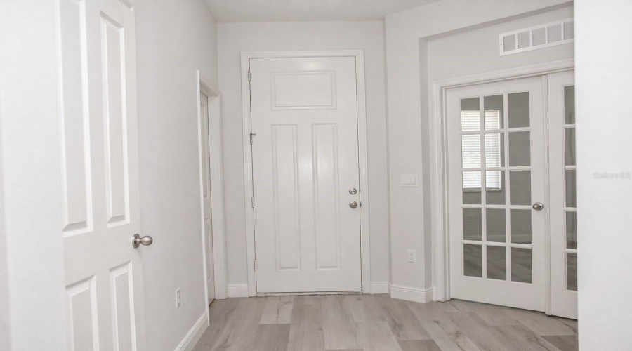 Welcoming entry