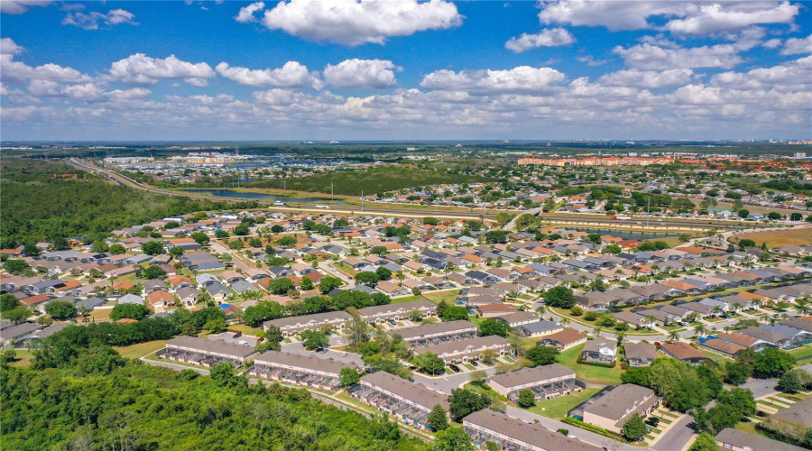 KISSIMMEE, Florida 34747, 3 Bedrooms Bedrooms, ,3 BathroomsBathrooms,Residential,For Sale,SILVER PALM,0,MFRL4962865