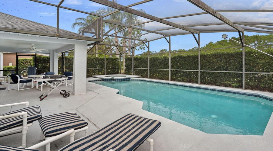 DAVENPORT, Florida 33837, 5 Bedrooms Bedrooms, ,3 BathroomsBathrooms,Residential,For Sale,GRAND RESERVE,0,MFRG5113350