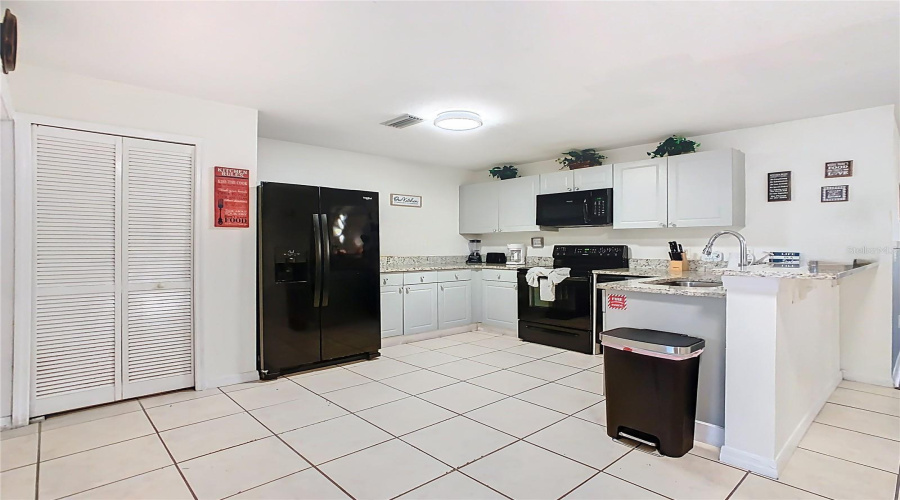 KISSIMMEE, Florida 34746, 3 Bedrooms Bedrooms, ,2 BathroomsBathrooms,Residential,For Sale,CLUB CORTILE,0,MFRS5151508