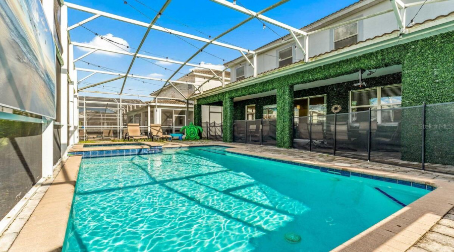 DAVENPORT, Florida 33896, 6 Bedrooms Bedrooms, ,6 BathroomsBathrooms,Residential,For Sale,HAZARD,0,MFRTB8520326