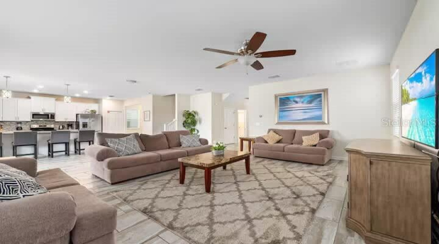 DAVENPORT, Florida 33896, 6 Bedrooms Bedrooms, ,6 BathroomsBathrooms,Residential,For Sale,HAZARD,0,MFRTB8520326