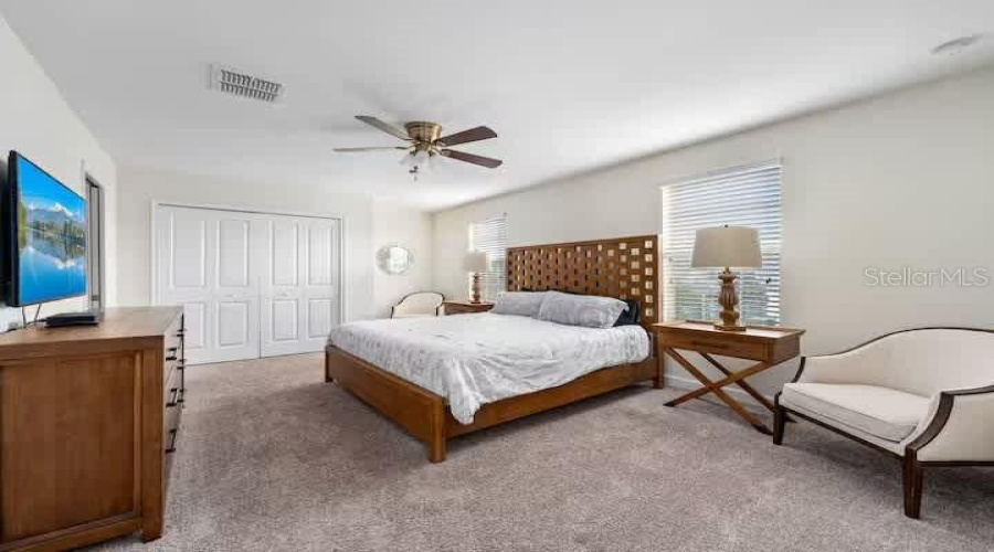 DAVENPORT, Florida 33896, 6 Bedrooms Bedrooms, ,6 BathroomsBathrooms,Residential,For Sale,HAZARD,0,MFRTB8520326