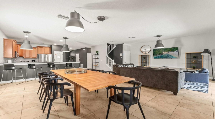DAVENPORT, Florida 33896, 8 Bedrooms Bedrooms, ,5 BathroomsBathrooms,Residential,For Sale,ROLLING FAIRWAY,0,MFRTB8520360