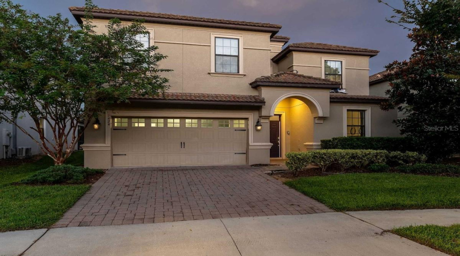 DAVENPORT, Florida 33896, 8 Bedrooms Bedrooms, ,5 BathroomsBathrooms,Residential,For Sale,ROLLING FAIRWAY,0,MFRTB8520360
