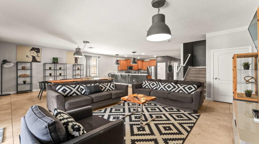 DAVENPORT, Florida 33896, 8 Bedrooms Bedrooms, ,5 BathroomsBathrooms,Residential,For Sale,ROLLING FAIRWAY,0,MFRTB8520360