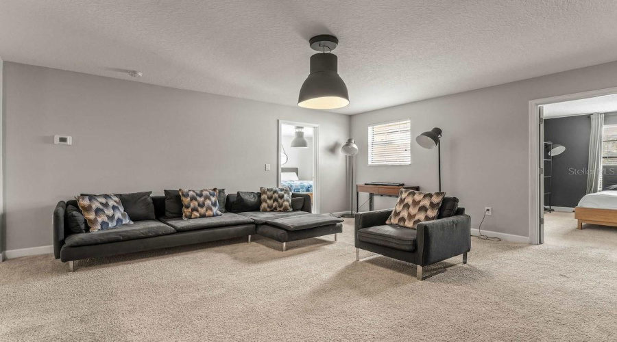 DAVENPORT, Florida 33896, 8 Bedrooms Bedrooms, ,5 BathroomsBathrooms,Residential,For Sale,ROLLING FAIRWAY,0,MFRTB8520360