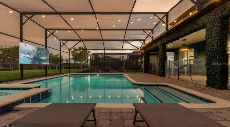 DAVENPORT, Florida 33896, 8 Bedrooms Bedrooms, ,5 BathroomsBathrooms,Residential,For Sale,ROLLING FAIRWAY,0,MFRTB8520360