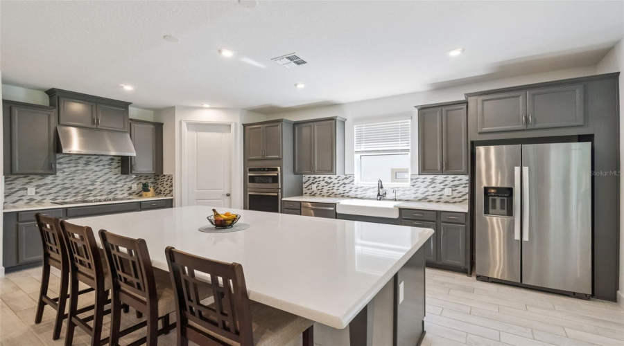 KISSIMMEE, Florida 34746, 4 Bedrooms Bedrooms, ,3 BathroomsBathrooms,Residential,For Sale,BOWFIN,0,MFRO6417193