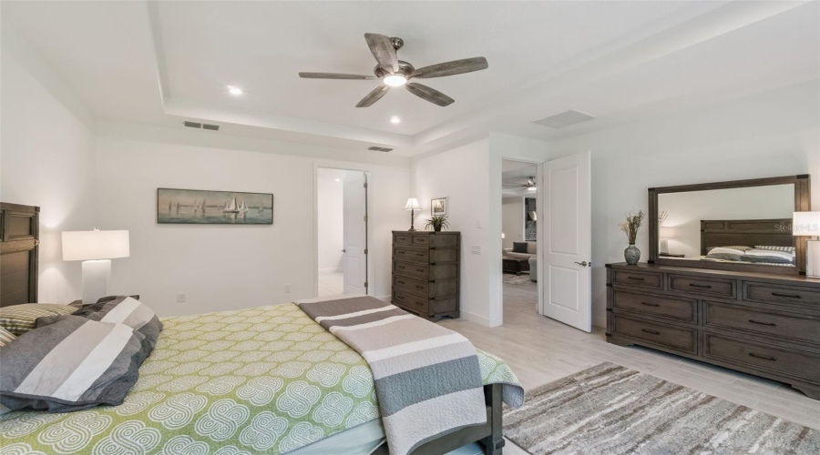 KISSIMMEE, Florida 34746, 4 Bedrooms Bedrooms, ,3 BathroomsBathrooms,Residential,For Sale,BOWFIN,0,MFRO6417193