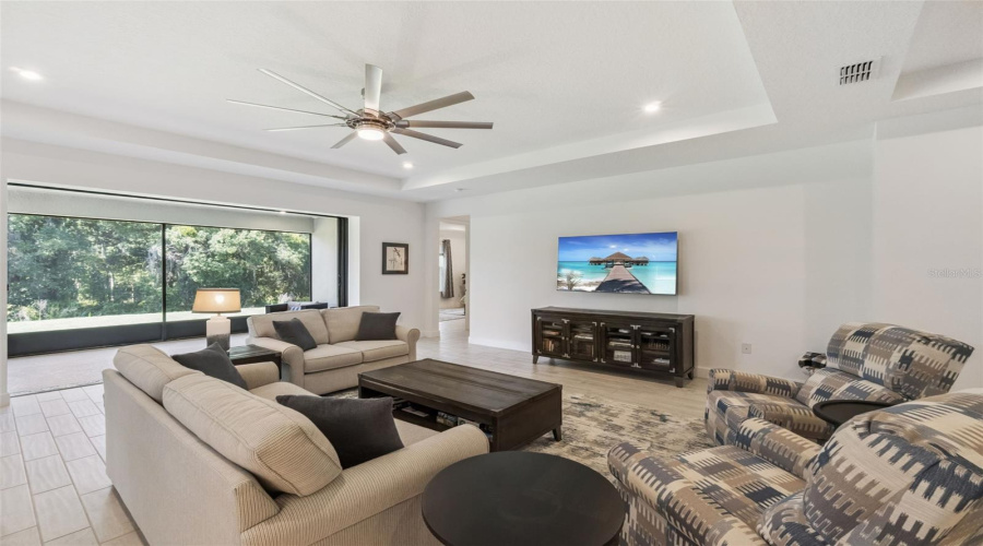 KISSIMMEE, Florida 34746, 4 Bedrooms Bedrooms, ,3 BathroomsBathrooms,Residential,For Sale,BOWFIN,0,MFRO6417193
