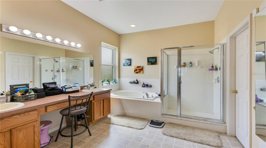 KISSIMMEE, Florida 34746, 4 Bedrooms Bedrooms, ,2 BathroomsBathrooms,Residential,For Sale,EAGLE CANYON,0,MFRO6415736