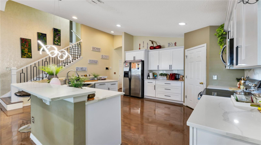 KISSIMMEE, Florida 34746, 4 Bedrooms Bedrooms, ,2 BathroomsBathrooms,Residential,For Sale,EAGLE CANYON,0,MFRO6415736