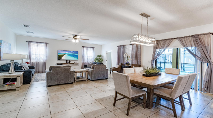 DAVENPORT, Florida 33896, 6 Bedrooms Bedrooms, ,6 BathroomsBathrooms,Residential,For Sale,SHADOW MOUNTAIN,0,MFRO6417879