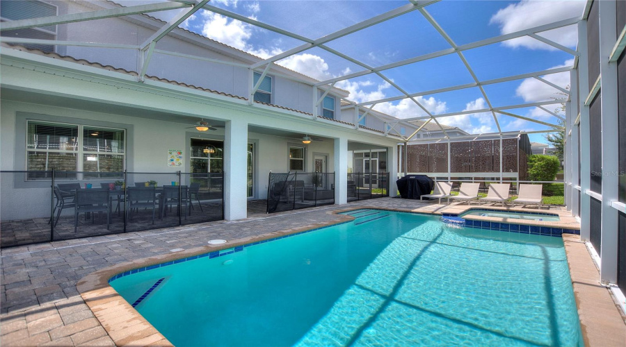 DAVENPORT, Florida 33896, 8 Bedrooms Bedrooms, ,5 BathroomsBathrooms,Residential,For Sale,SANDBAGGER,0,MFRS5152007
